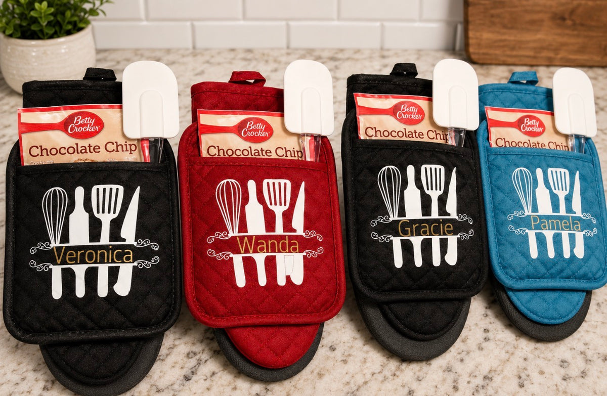 Personalized kitchen Mitt Gift Set