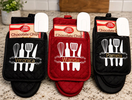 Personalized kitchen Mitt Gift Set