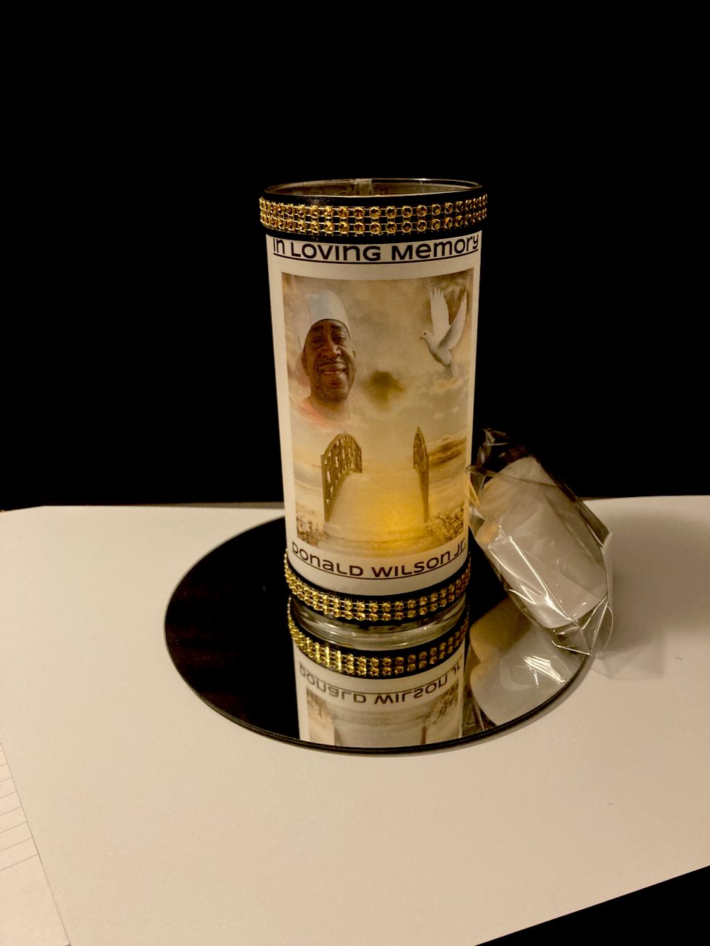 Glass Cylinder Glowing Luminary
